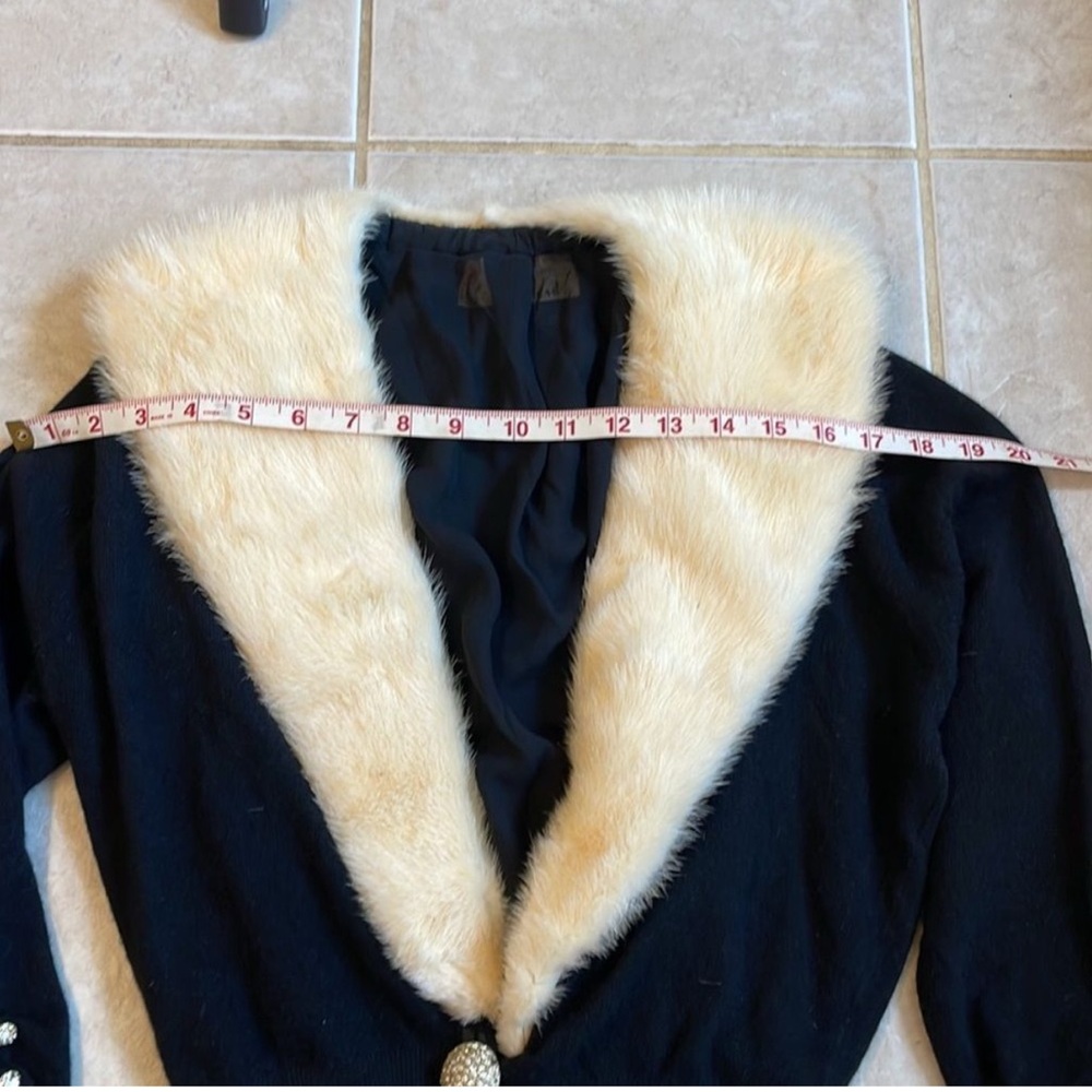 Vintage Pringle Of Scotland Cashmere Cardigan Sweater Jacket Mink Fur Collar S-M - Picture 7 of 11